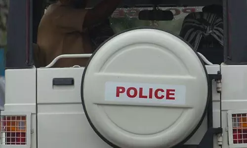 വാട്‌സ്ആപ്പിലെ മോശം പരാമർശം ചോദിക്കാനെത്തി; നാദാപുരത്ത് സഹോദരങ്ങളെ വെട്ടിപ്പരിക്കേൽപ്പിച്ച് അയൽവാസി