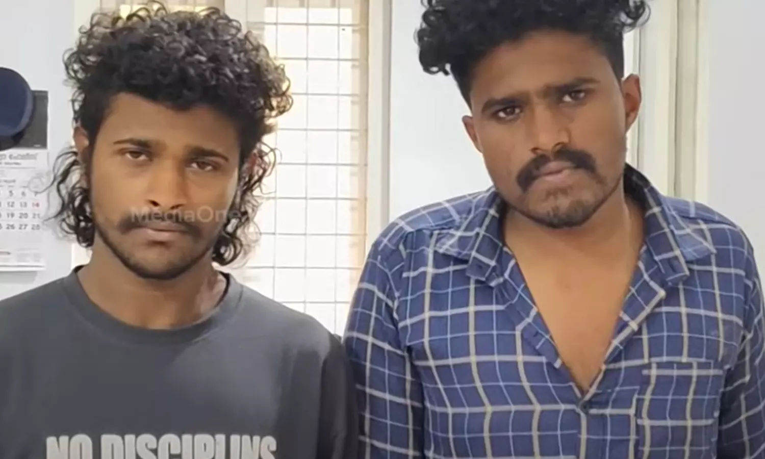 തേടിയ വള്ളി കാലിൽ ചുറ്റി; അപകടത്തിൽ പരിക്കേറ്റ യുവാക്കളെ ആശുപത്രിയിലെത്തിച്ച് പൊലീസ്, തെളിഞ്ഞത് നിരവധി മോഷണക്കേസുകൾ-ട്വിസ്റ്റ്