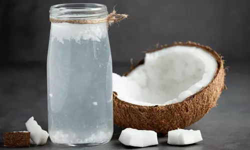 തേങ്ങാവെള്ളം ഇങ്ങനെ കുടിക്കണം; ഗുണങ്ങള്‍ ഇവ