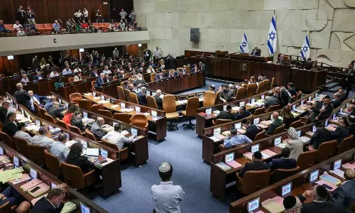 ഇസ്രായേൽ പാർലമെന്റ് പിരിച്ചുവിടാനുള്ള പ്രതിപക്ഷത്തിന്റെ ആവശ്യത്തിൽ വോട്ടെടുപ്പ് ഇസ്രായേൽ പാർലമെന്റ് പിരിച്ചുവിടാനുള്ള പ്രതിപക്ഷത്തിന്റെ ആവശ്യത്തിൽ വോട്ടെടുപ്പ്