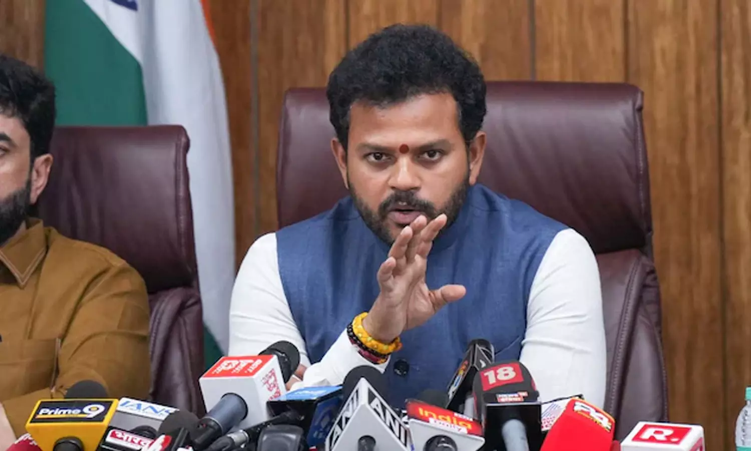 അഹമ്മദാബാദ് വിമാനാപകടം: മൂന്ന് മാസത്തിനുള്ളിൽ റിപ്പോർട്ട്‌ സമർപ്പിക്കും; വ്യോമയാന മന്ത്രി