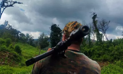 മാവോയിസ്റ്റ് വിരുദ്ധ ഓപ്പറേഷനിടെയുണ്ടായ സ്ഫോടനത്തിൽ സിആർപിഎഫ് എഎസ്ഐക്ക് വീരമൃത്യു