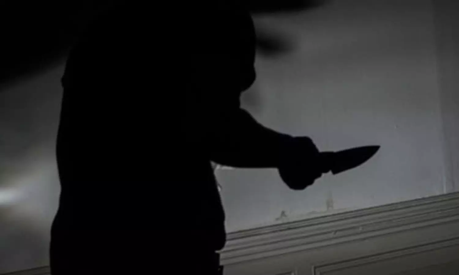 ഡൽഹിയിൽ ഫോൺ മോഷണം തടയാൻ ശ്രമിച്ച യുവാവിനെ മൂന്ന് കുട്ടികൾ ചേർന്ന് കുത്തിക്കൊന്നു