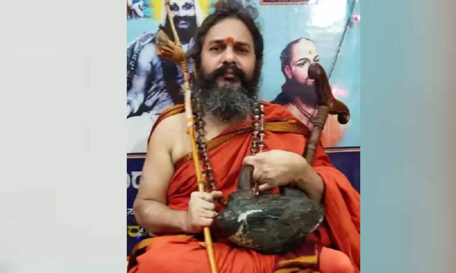 മുസ്‌ലിം, ക്രിസ്ത്യൻ വിഭാഗങ്ങളെ  ആക്രമിക്കാൻ ആഹ്വാനം; ബംഗളൂരുവിൽ ആനന്ദ സരസ്വതി സ്വാമിക്കെതിരെ സ്വമേധയാ കേസെടുത്തു