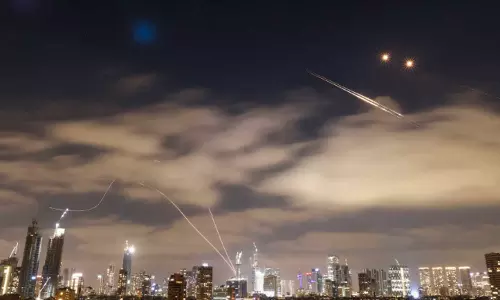 ഇസ്രായേൽ ആക്രമണത്തില്‍ ഇറാന്‍റെ  ഐആര്‍ജിസി ഇന്റലിജൻസ് മേധാവിയും മൂന്ന് ജനറൽമാരും കൊല്ലപ്പെട്ടു