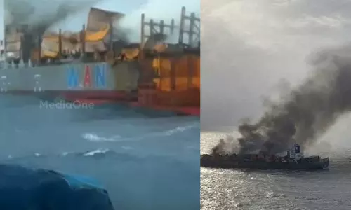 തീപിടിച്ച വാൻഹായ് കപ്പലിലെ കണ്ടെയ്നറുകൾ ഇന്ന് തീരത്തടിഞ്ഞു തുടങ്ങും; ജാഗ്രതാ മുന്നറിയിപ്പ്