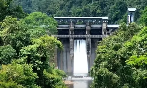 സംസ്ഥാനത്ത് അഞ്ച് ഡാമുകളിൽ റെഡ് അലർട്ട്