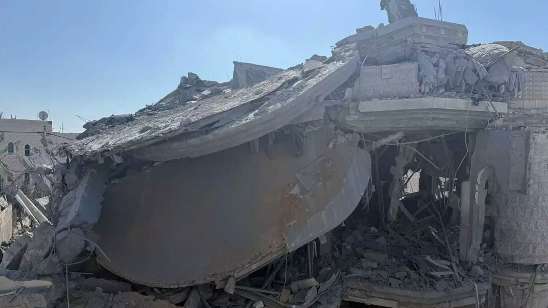 അറബ് ഭൂരിപക്ഷ മേഖലയില്‍ ഒളിക്കാന്‍ ഷെല്‍റ്ററുകളില്ല; ഫലസ്തീനികളെ ഇറാന്‍ മിസൈലുകള്‍ക്ക് ഇട്ടുകൊടുക്കുന്നോ ഇസ്രായേല്‍?