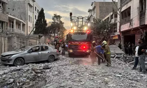 ഇന്ത്യന്‍ എംബസിയുടെ സഹായം വേണം; ഇറാനില്‍ കുടുങ്ങി വിനോദ സഞ്ചാരത്തിന് പോയ മലയാളികുടുംബം