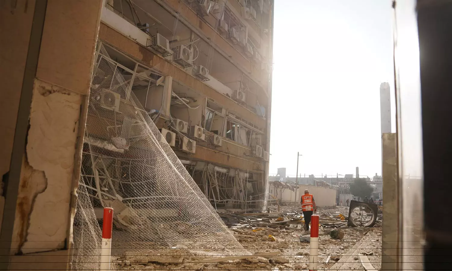 തെൽ അവിവ് ഉൾപ്പടെ ഇസ്രായേൽ നഗരങ്ങളിൽ വീണ്ടും ഇറാൻ ആക്രമണം തെൽ അവിവ് ഉൾപ്പടെ ഇസ്രായേൽ നഗരങ്ങളിൽ വീണ്ടും ഇറാൻ ആക്രമണം