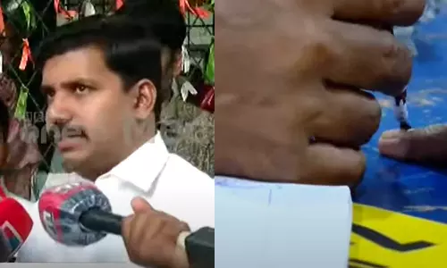 ആദ്യം വോട്ട് ചെയ്ത 50 പേർക്ക് സ്ലിപ്പ് വന്നില്ല: തണ്ണിക്കടവ് ബൂത്തിൽ റീപോളിങ് വേണമെന്ന് വി.എസ് ജോയ്