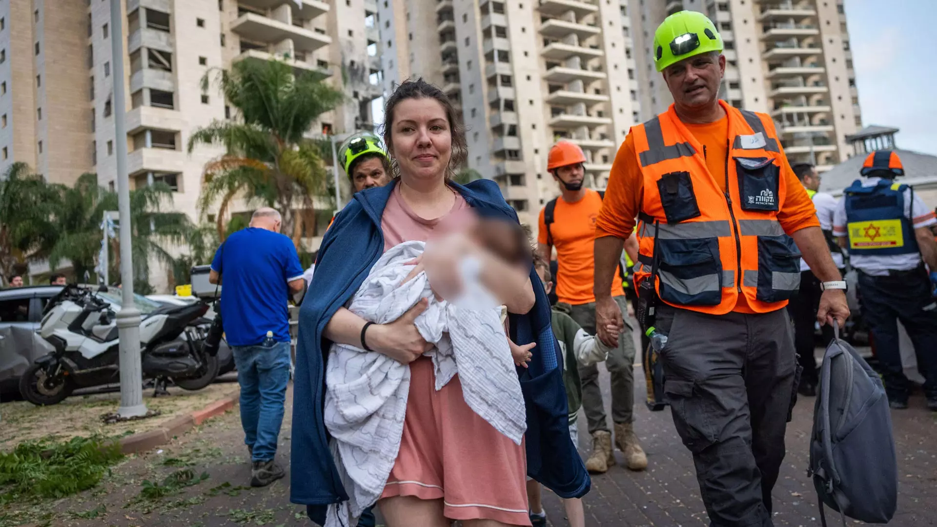 യുദ്ധക്കെടുതിയില് ഇസ്രായേലികള്; വീടുകള് തകര്ന്ന് ആയിരങ്ങള് തെരുവിലെന്ന് ഇസ്രായേല് മാധ്യമങ്ങള് യുദ്ധക്കെടുതിയില് ഇസ്രായേലികള്; വീടുകള് തകര്ന്ന് ആയിരങ്ങള് തെരുവിലെന്ന് ഇസ്രായേല് മാധ്യമങ്ങള്