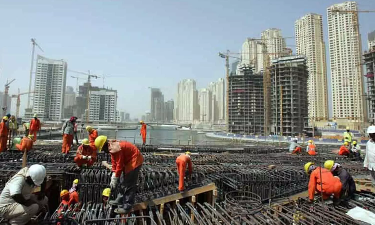 Oman Releases Employer Guidelines To Safeguard Workers From Heat Oman Releases Employer Guidelines To Safeguard Workers From Heat