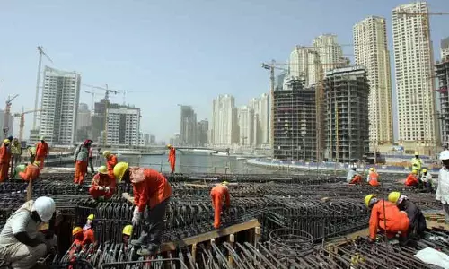 Oman Releases Employer Guidelines To Safeguard Workers From Heat