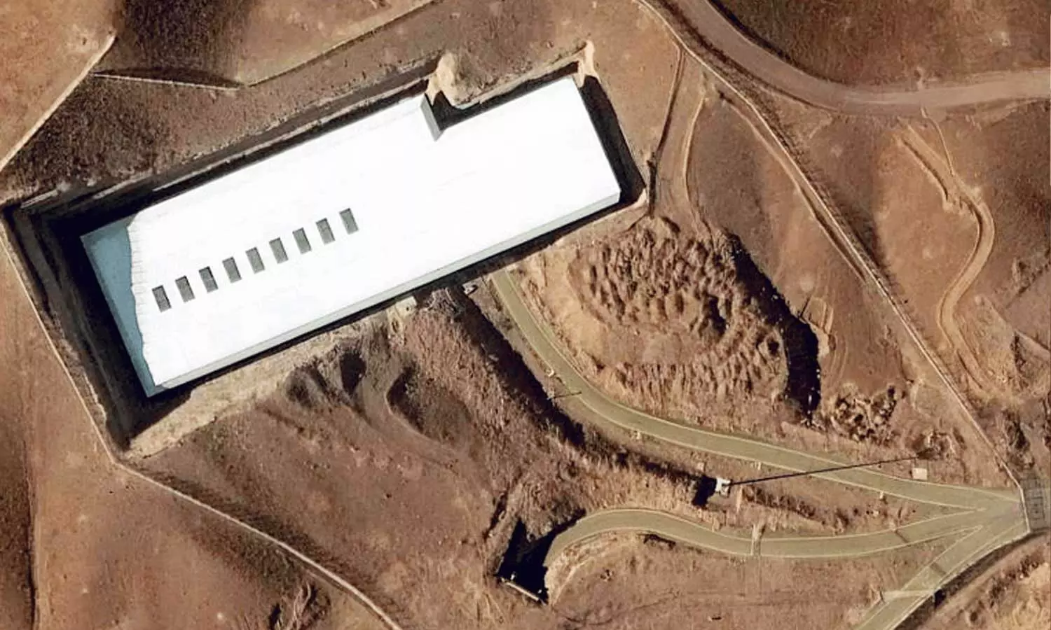 ബോംബ് പതിച്ചത് ഫോർദോ പ്ലാന്റിന്റെ  കവാടത്തിൽ: യുറേനിയം രഹസ്യകേന്ദ്രത്തിലേക്ക്  മാറ്റിയിരുന്നതായി റിപ്പോർട്ട്