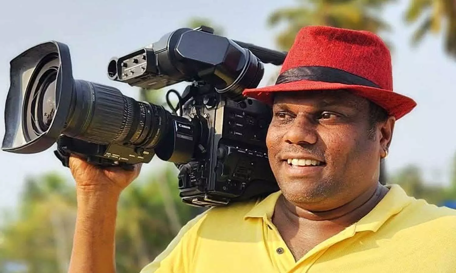 സാമുതിരി ഉണ്ണിരാജാ പുരസ്‌കാരം മീഡിയാ വണ്ണിന്; സീനിയര്‍ ക്യാമറാ പെഴ്‌സണ്‍ സനോജ് കുമാര്‍ ബേപ്പൂരിനാണ് പുരസ്‌കാരം ലഭിച്ചത്