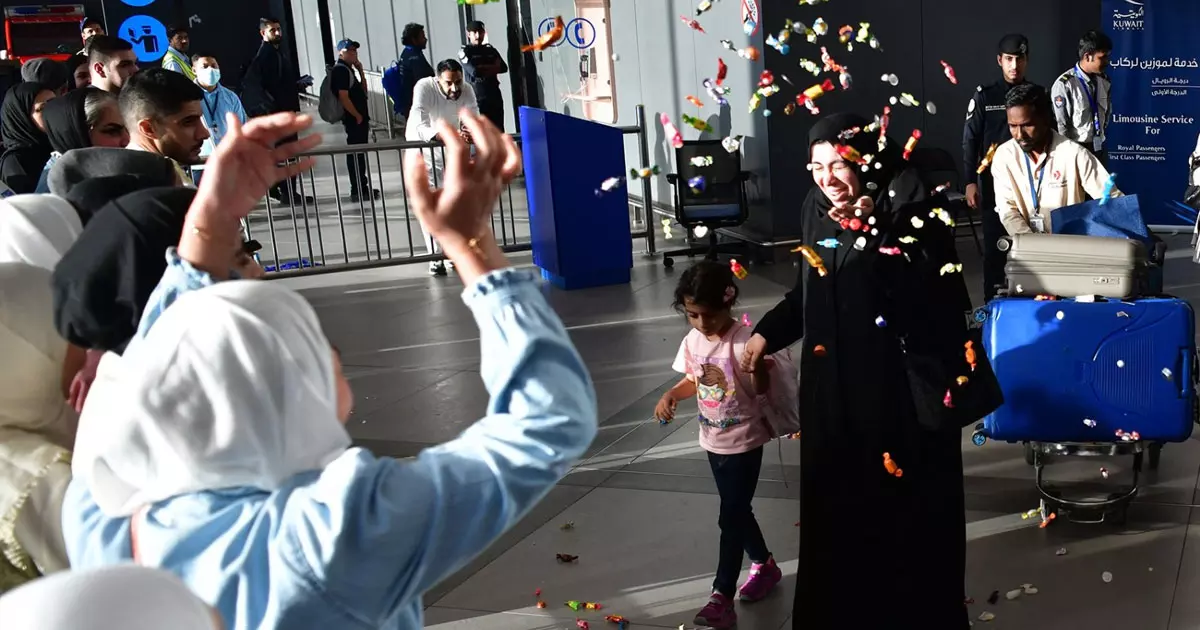 Second batch of Kuwaiti citizens arrive in the country from Iran