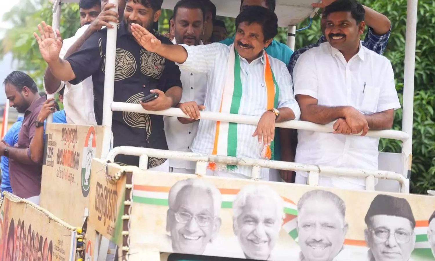 ആധിപത്യം തുടര്‍ന്ന് യുഡിഎഫ്:  ആര്യാടൻ ഷൗക്കത്തിന്‍റെ ലീഡ് 5000 കടന്നു