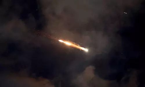 ഖത്തറിലെ ഇറാൻ ആക്രമണം; ആശങ്ക വേണ്ടെന്ന് ഖത്തർ ആഭ്യന്തര മന്ത്രാലയം ഖത്തറിലെ ഇറാൻ ആക്രമണം; ആശങ്ക വേണ്ടെന്ന് ഖത്തർ ആഭ്യന്തര മന്ത്രാലയം