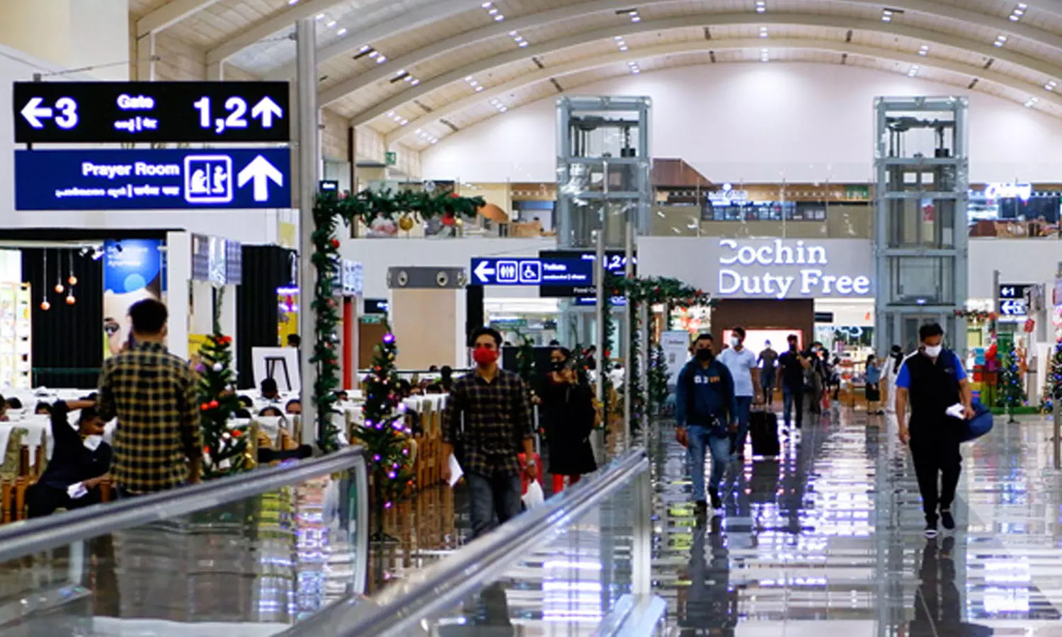 ഖത്തറിലെ ഇറാൻ ആക്രമണം; കേരളത്തിൽ നിന്ന് ഗൾഫ് രാജ്യങ്ങളിലേക്കുള്ള നിരവധി വിമാനങ്ങൾ റദ്ദാക്കി