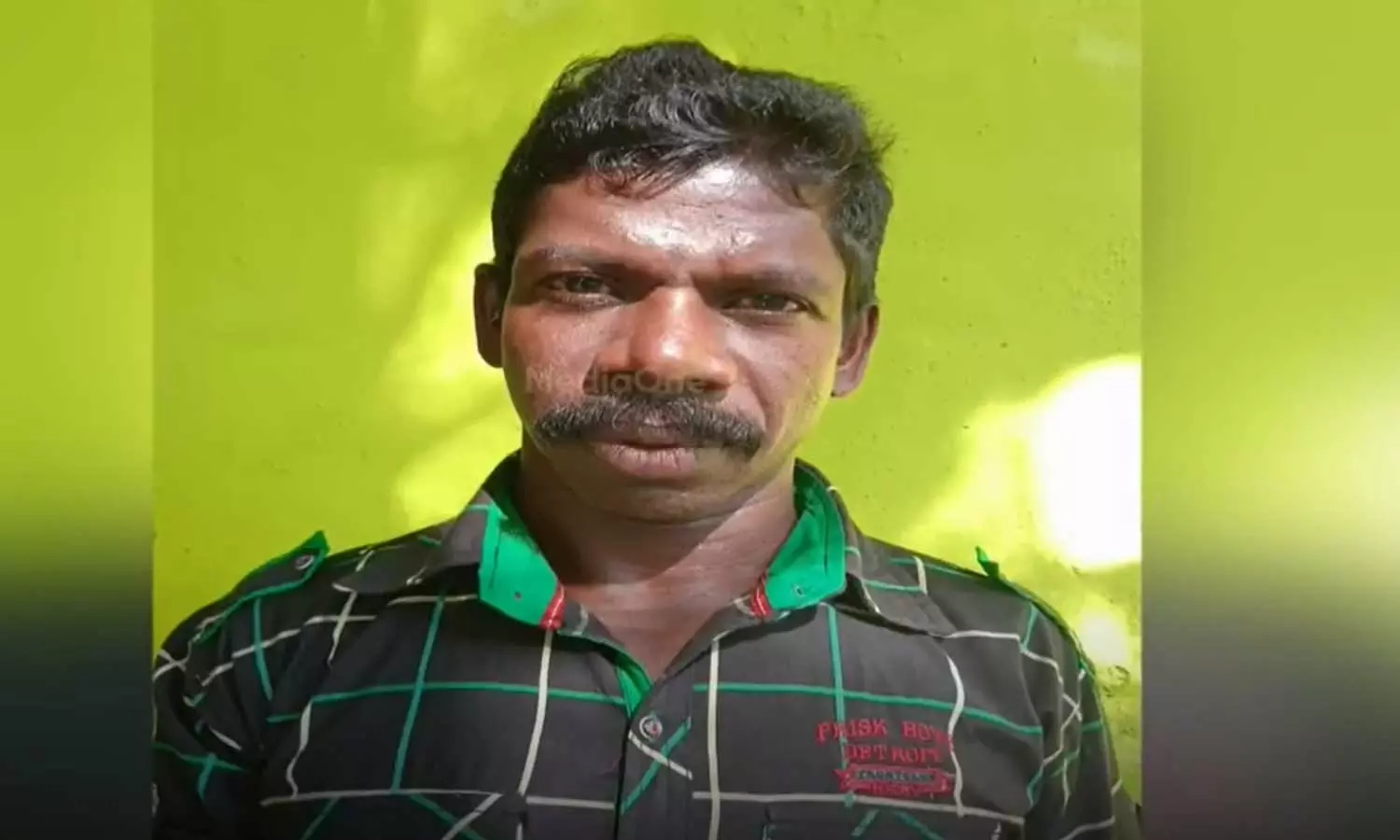 തൃശൂർ ആതിരപ്പിള്ളിയിൽ പനി ബാധിച്ച് മരിച്ചയാൾക്ക് പേവിഷബാധ സ്ഥിരീകരിച്ചു തൃശൂർ ആതിരപ്പിള്ളിയിൽ പനി ബാധിച്ച് മരിച്ചയാൾക്ക് പേവിഷബാധ സ്ഥിരീകരിച്ചു