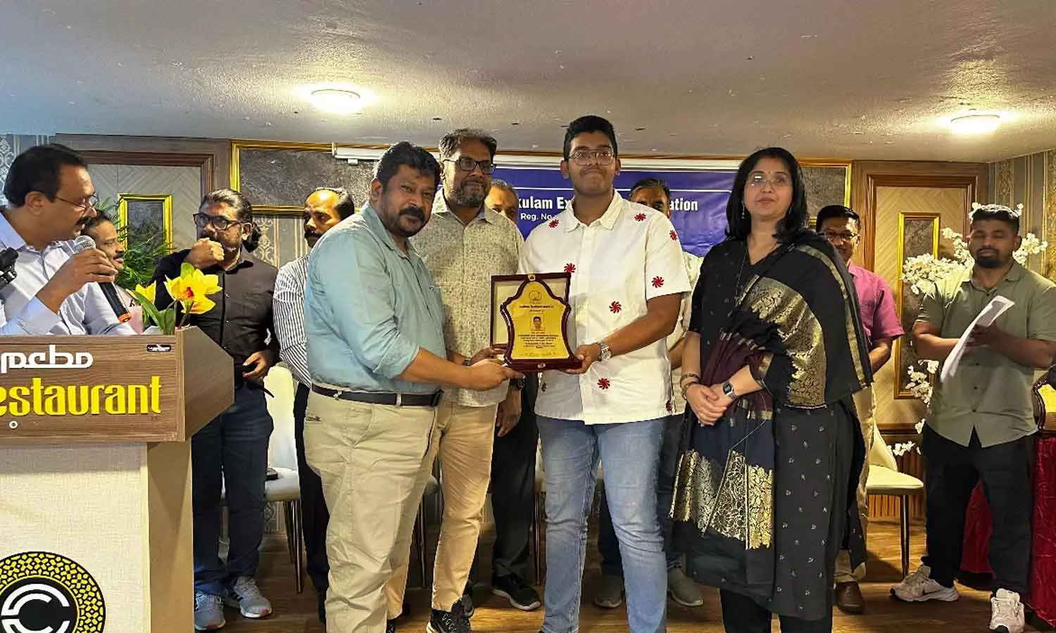 ദമ്മാം സീഫ് അക്കാദമിക് എക്സലൻസ് അവാർഡ് വിതരണം ചെയ്തു ദമ്മാം സീഫ് അക്കാദമിക് എക്സലൻസ് അവാർഡ് വിതരണം ചെയ്തു