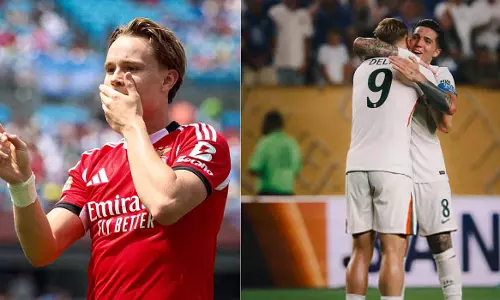 Benfica knocks out Bayern in Club World Cup; Chelsea wins, advances to pre-quarterfinals