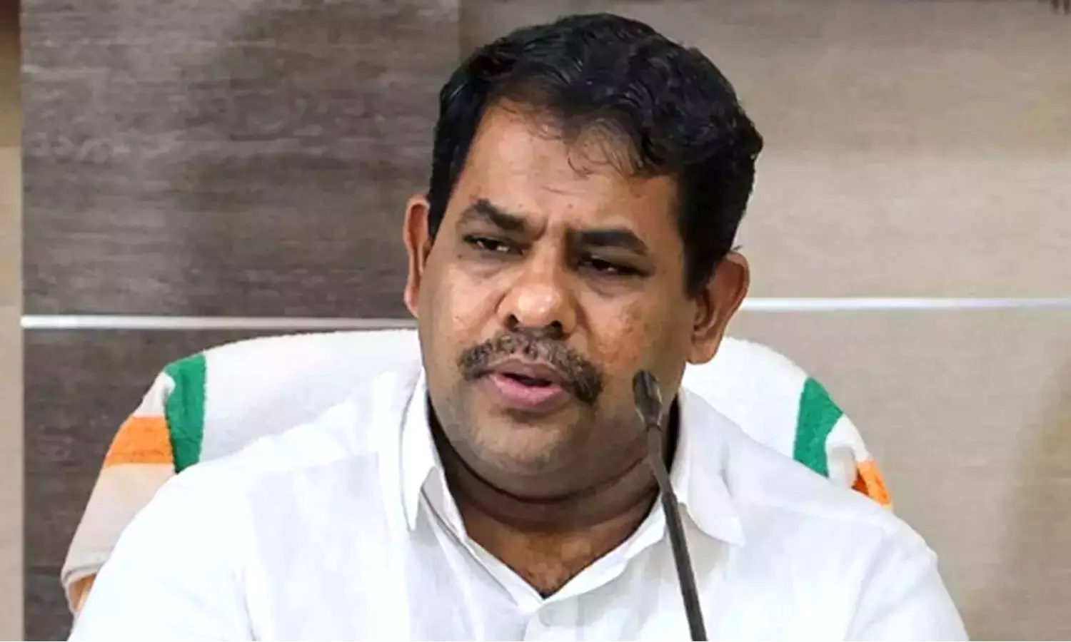 നിലമ്പൂർ ഫലത്തിന് ശേഷവും ഭിന്നിപ്പിൻ്റെ രാഷ്ട്രീയം തുടരാനാണ് സിപിഎം ശ്രമിക്കുന്നത്: റസാഖ് പാലേരി നിലമ്പൂർ ഫലത്തിന് ശേഷവും ഭിന്നിപ്പിൻ്റെ രാഷ്ട്രീയം തുടരാനാണ് സിപിഎം ശ്രമിക്കുന്നത്: റസാഖ് പാലേരി