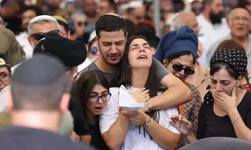 ഇത് അവസാനിപ്പിക്കണം, കുട്ടികളാണവർ: ഗസ്സയിൽ ഹമാസിന്റെ ചെറുത്ത് നിൽപ്പിൽ കൊല്ലപ്പെട്ട ഇസ്രായേൽ സൈനികരുടെ കുടുംബം