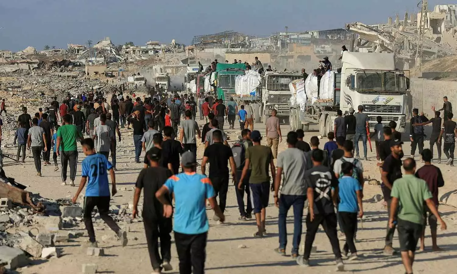 Its a Killing Field: IDF Soldiers Ordered to Shoot Deliberately at Unarmed Gazans Waiting for Humanitarian Aid