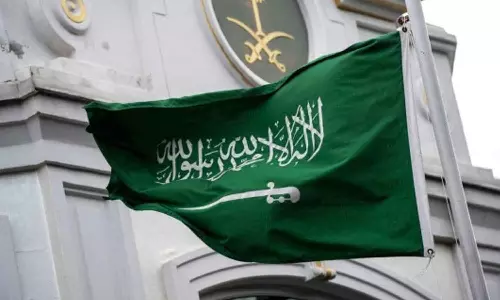 സൗദിയിൽ സന്ദർശക വിസ കാലാവധി കഴിഞ്ഞവർക്ക് രാജ്യം വിടാൻ അവസരം