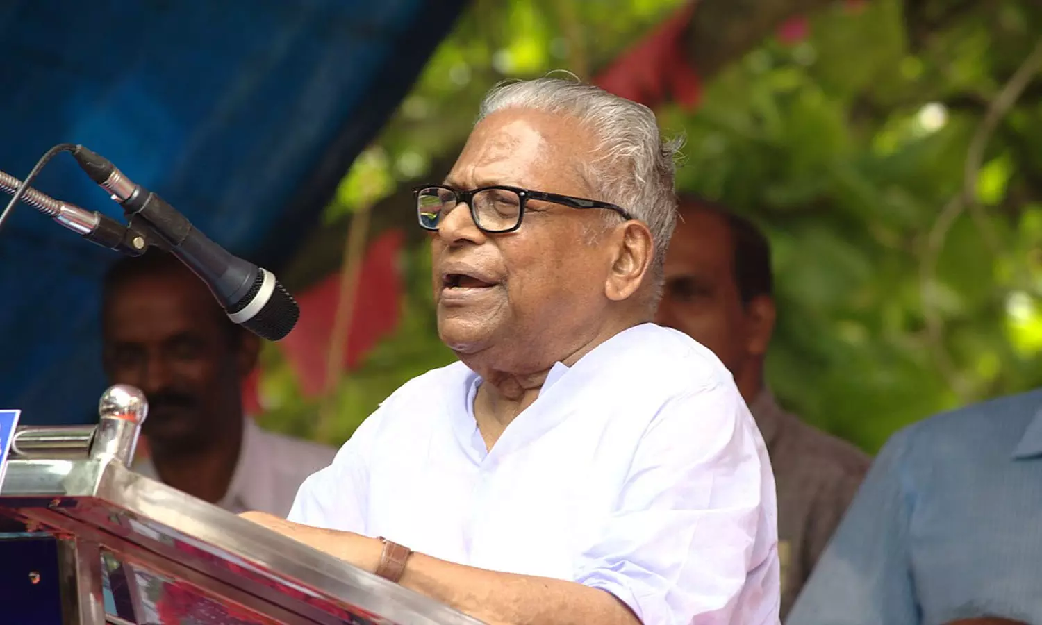 വി.എസ് അച്യുതാനന്ദന്റെ ആരോഗ്യ നില ഗുരുതരമായി തുടരുന്നു