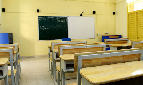 തെലങ്കാനയിൽ ശരീരഘടന പഠിപ്പിക്കാൻ പശുവിന്റെ തലച്ചോറ് കൊണ്ടുവന്നെന്ന് ആരോപണം; അധ്യാപകന് സസ്പെൻഷൻ