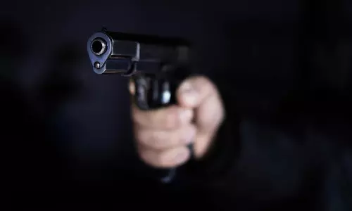 ടെമ്പോയുടെ മുൻ സീറ്റിൽ ഇരിക്കാൻ സമ്മതിച്ചില്ല; മകൻ അച്ഛനെ വെടിവെച്ച് കൊലപ്പെടുത്തി