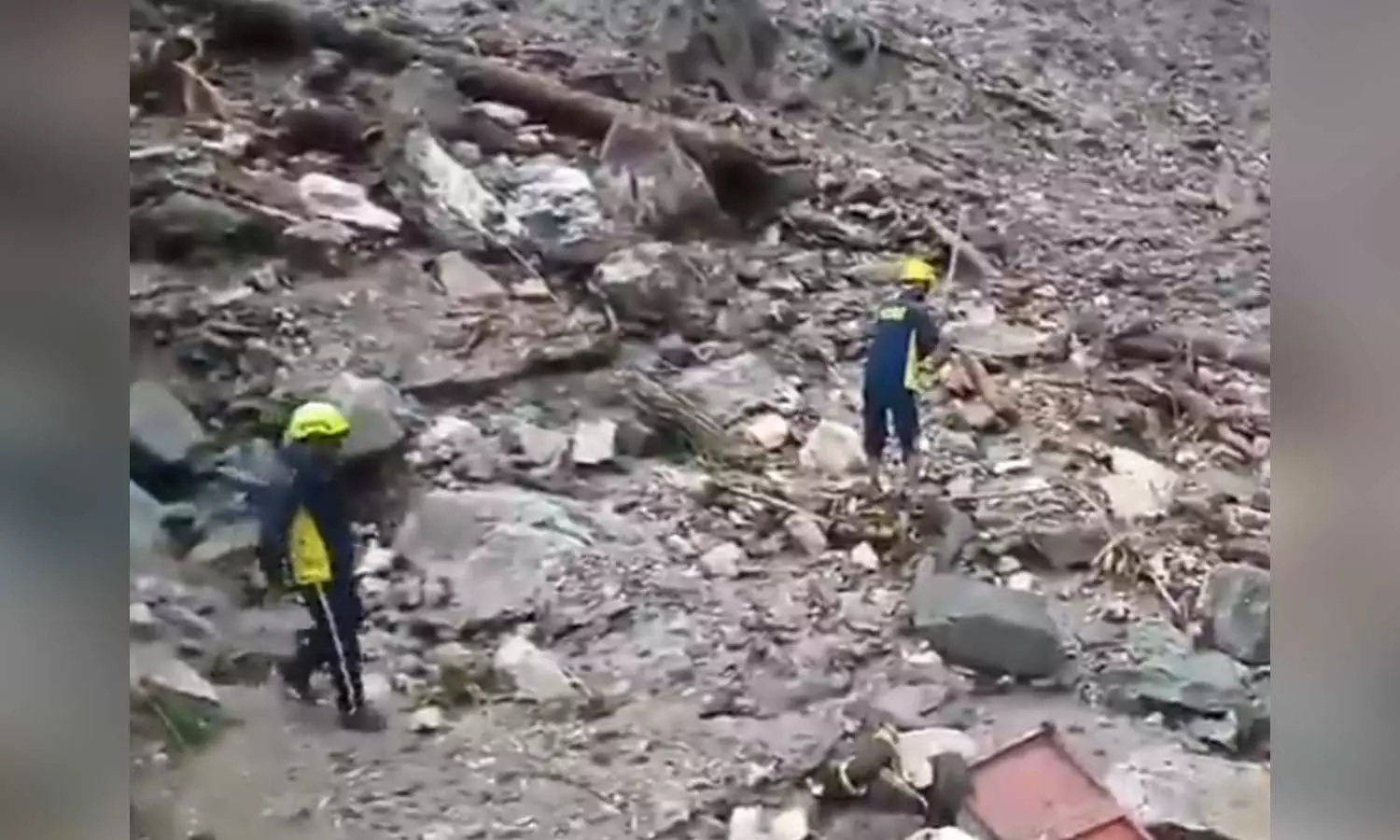 ഉത്തരാഖണ്ഡിലെ ഉത്തരകാശിയിൽ മേഘവിസ്‌ഫോടനം; ഒൻപത് നിർമാണത്തൊഴിലാളികളെ കാണാതായി