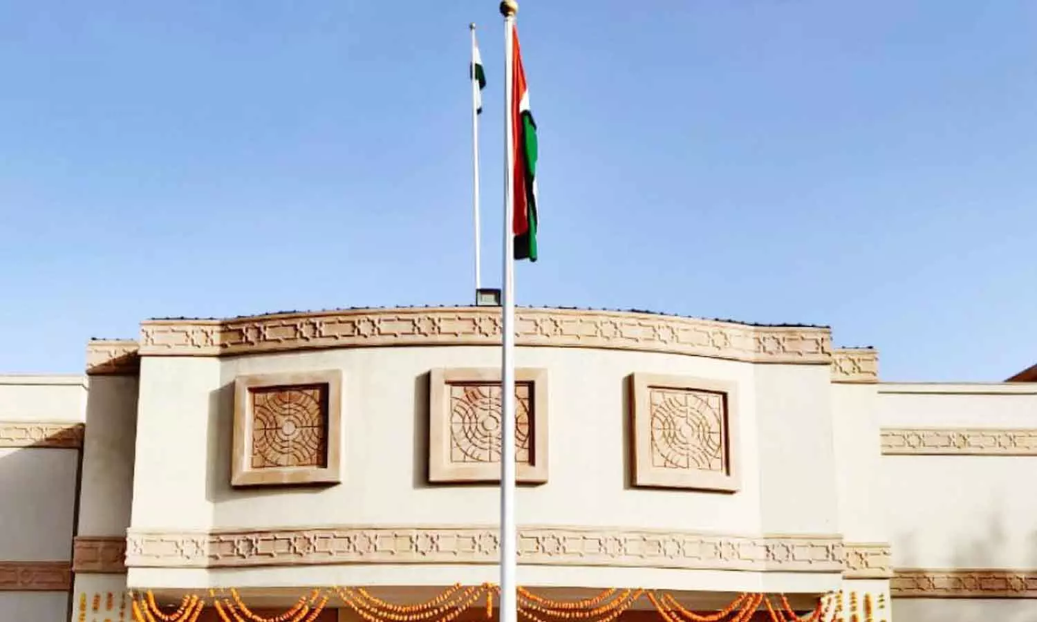 മസ്കത്തിലെ ഇന്ത്യൻ എംബസി സേവനങ്ങൾ ജൂലൈ 1 മുതൽ പുതിയ ഏജൻസിക്ക് കീഴിൽ മസ്കത്തിലെ ഇന്ത്യൻ എംബസി സേവനങ്ങൾ ജൂലൈ 1 മുതൽ പുതിയ ഏജൻസിക്ക് കീഴിൽ