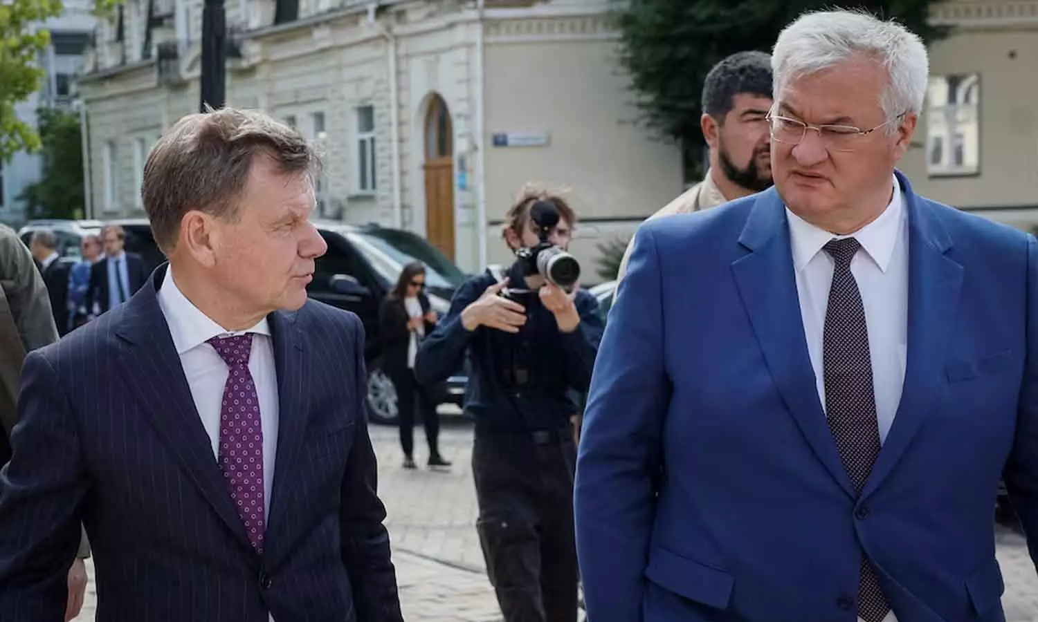 German foreign minister arrives in Kyiv to discuss support for Ukraine