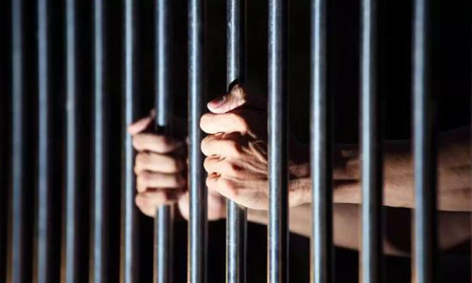 കോട്ടയം ജില്ലാ ജയിലില് നിന്നും മോഷണക്കേസ് പ്രതി രക്ഷപ്പെട്ടു കോട്ടയം ജില്ലാ ജയിലില് നിന്നും മോഷണക്കേസ് പ്രതി രക്ഷപ്പെട്ടു