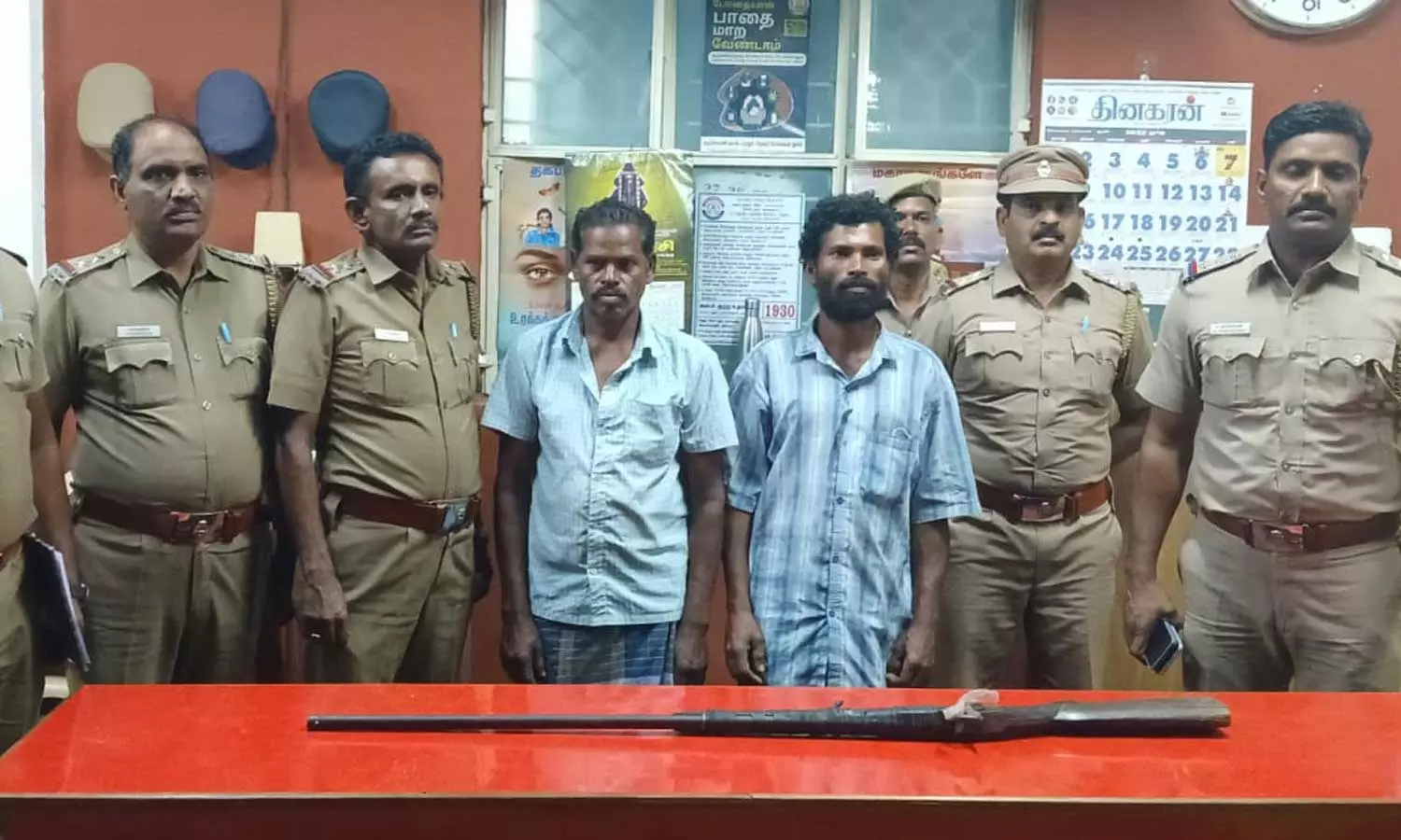 തമിഴ്നാട്ടിൽ മാനാണെന്ന് കരുതി യുവാവിനെ വെടിവെച്ചുകൊന്നു; ബന്ധുക്കൾ പിടിയിൽ