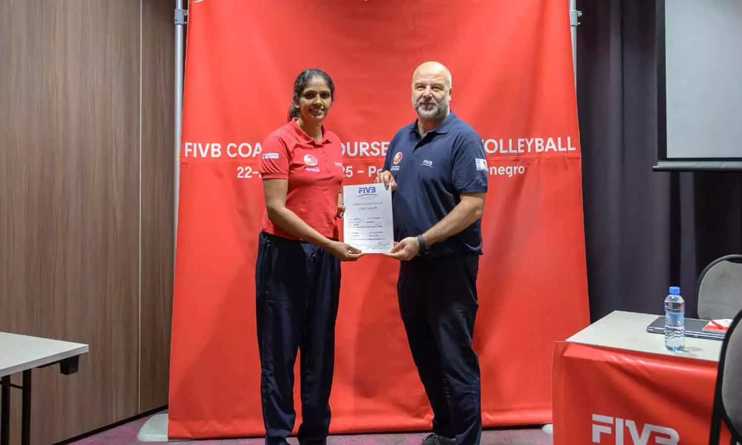 രാജ്യാന്തര പരിശീലകരുടെ എഫ്‌ഐവിബി ലെവൽ 3 നേട്ടം കൈവരിച്ച് രാധിക