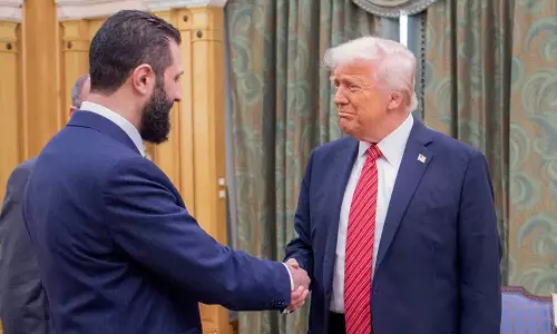 സിറിയക്കെതിരെ ഉപരോധം അവസാനിപ്പിച്ച് അമേരിക്ക; സുപ്രധാന ഉത്തരവിൽ ട്രംപ് ഒപ്പുവെച്ചു