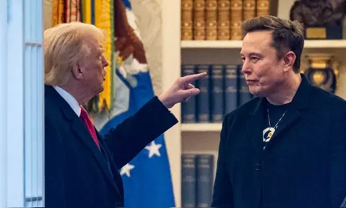 ഇലോണ്‍ മസ്‌കിനെ നാടുകടത്തുമോ? പരിശോധിക്കാമെന്ന് ട്രംപ്‌