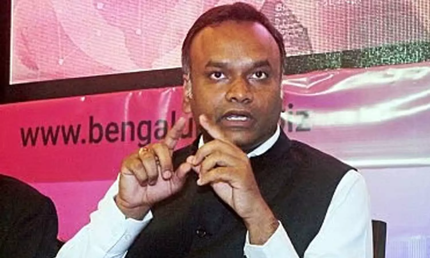 കേന്ദ്രത്തിൽ കോൺഗ്രസ് അധികാരത്തിൽ തിരിച്ചെത്തിയാല്‍ ആർ‌എസ്‌എസിനെ നിരോധിക്കും; പ്രിയങ്ക് ഖാർ​ഗെ