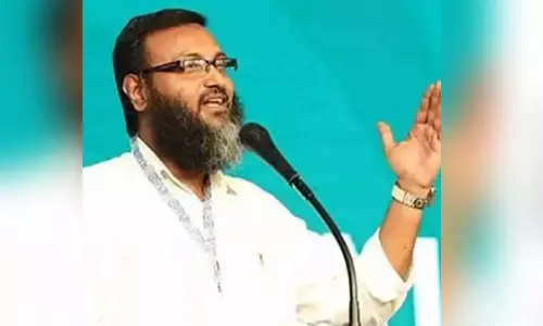 സൂംബാ വിവാദത്തിൽ പോസ്റ്റിട്ട അധ്യാപകനെ സസ്‌പെൻഡ് ചെയ്തു