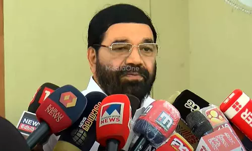 കോട്ടയം മെഡിക്കൽ കോളജ് അപകടം; രക്ഷാപ്രവർത്തനത്തിൽ വീഴ്ചയുണ്ടായിട്ടില്ലെന്ന് ആവർത്തിച്ച് മന്ത്രി വി.എൻ വാസവൻ