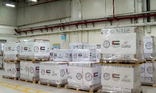 ഗസ്സയ്ക്ക് യുഎഇയുടെ കൈത്താങ്ങ്: ഇസ്രായേൽ ആക്രമണത്തിൽ തകർന്ന ആശുപത്രികളിലേക്ക് 12 ടൺ മരുന്നുകൾ എത്തിച്ചു