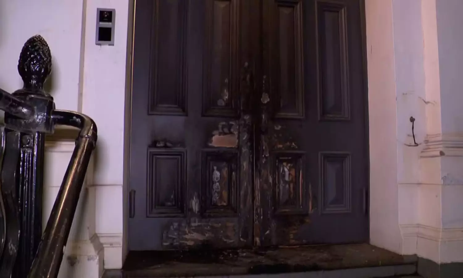 ഓസ്‌ട്രേലിയയിൽ ജൂത ദേവാലയത്തിന് അജ്ഞാതൻ തീവെച്ചു; അപലപിച്ച് പ്രധാനമന്ത്രി