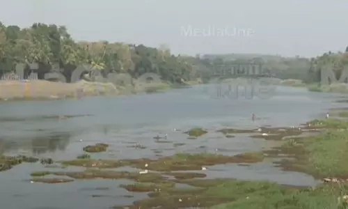 ആറന്മുള വിമാനത്താവള വിവാദ ഭൂമി: ടോഫൽ കമ്പനി പദ്ധതി സാധ്യതകൾ തേടി വീണ്ടും ഐടി വകുപ്പ് ആറന്മുള വിമാനത്താവള വിവാദ ഭൂമി: ടോഫൽ കമ്പനി പദ്ധതി സാധ്യതകൾ തേടി വീണ്ടും ഐടി വകുപ്പ്