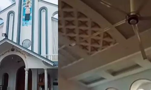 കോട്ടയം കുറുപ്പന്തറയിൽ പള്ളിയുടെ മുകളിൽ നിന്ന് വീണ് പള്ളിയിലെ സഹായി മരിച്ചു