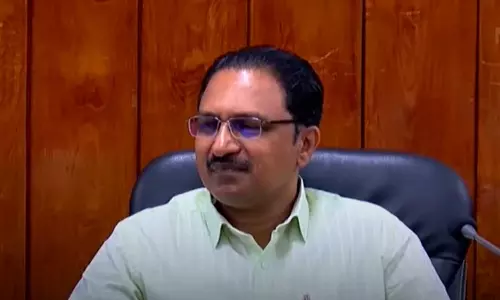 കേരള സർവകലാശാല രജിസ്ട്രാർ കെ.എസ് അനിൽകുമാർ വീണ്ടും ചുമതലയേറ്റു